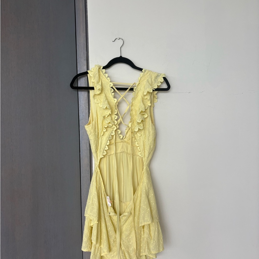 Yellow Lace Ruffle Dress - Picture 2 of 2